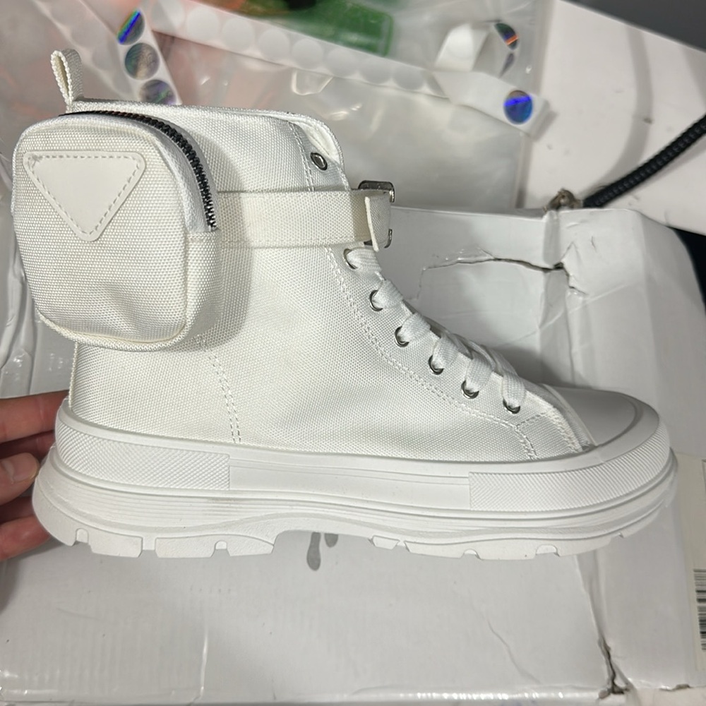 Olivia Miller‎ Women's Leilany High Top Canvas Sneakers With Pouch NIB size 10 - Picture 7 of 7